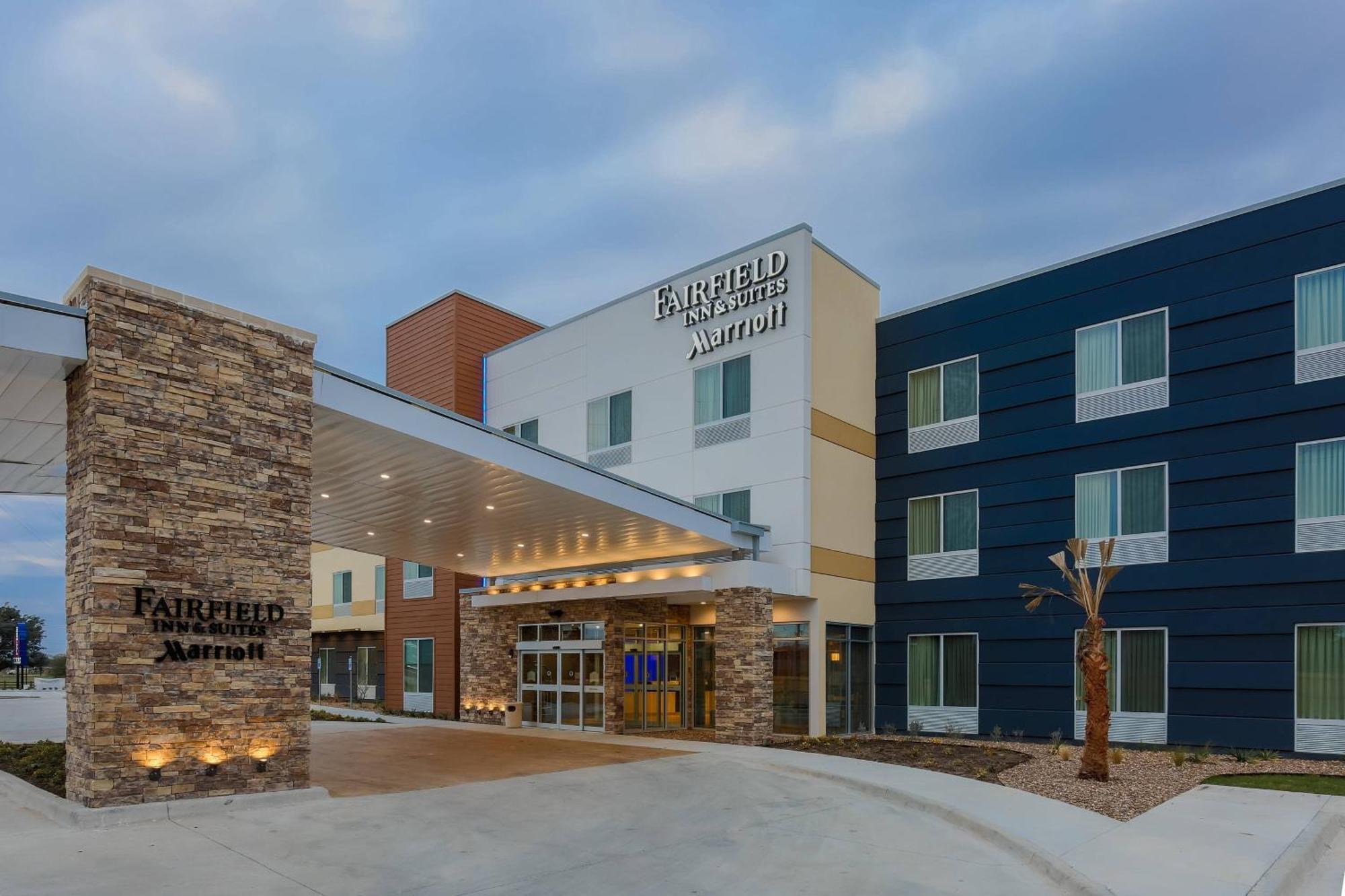 Fairfield Inn & Suites By Marriott Cuero Buitenkant foto